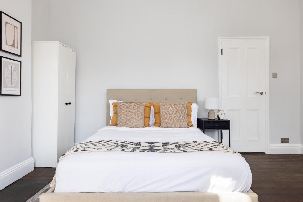 The Streatham Hill Wonder - Spacious 4Bdr House With Garden And Terrace 런던 외부 사진